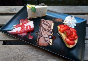 assiette ";un peu de tout"; pour decouvrir les desserts at Le Petit Pressoir in Liege