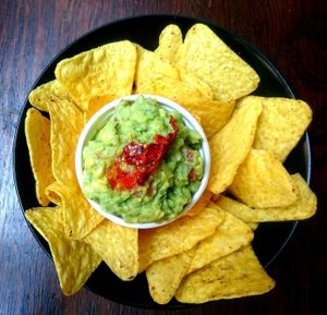 nachos guacamole at Le Petit Pressoir in Liege
