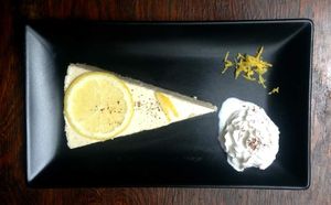 LE cheese cake citron mi cuit mi cru. Un vrai régal!!!!! at Le Petit Pressoir in Liege