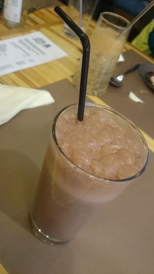 smoothie Chocolaté at Le Petit Pressoir in Liege