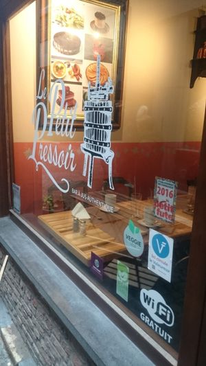 No HappyCow sticker yet  at Le Petit Pressoir in Liege