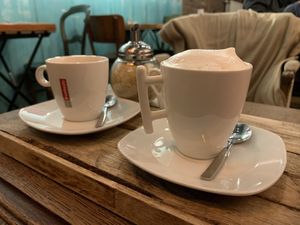 Splendid cappuccino at Le Petit Pressoir in Liege