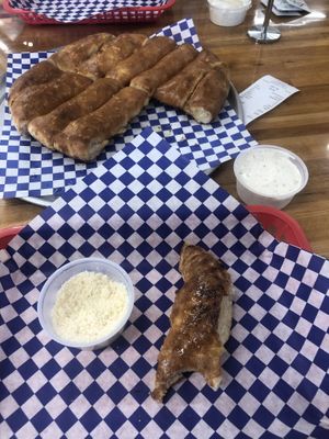 Garlic bread with vegan ranch and vegan Parmesan   at Pizza Classics in San Antonio