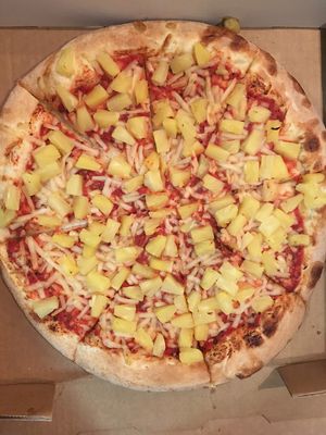 Vegan cheese & pineapple pizza  at Pizza Classics in San Antonio
