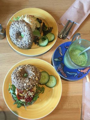 Juicy and vegan at Bagels & Beans - Schouwburgplein in Rotterdam
