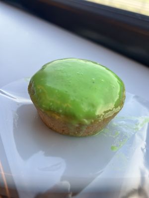 Not so pink cake 2,75€  at Bagels & Beans - Schouwburgplein in Rotterdam