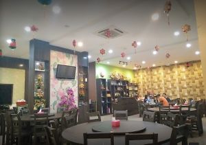 Indoor at Vege Restoran 素食館 in Batam