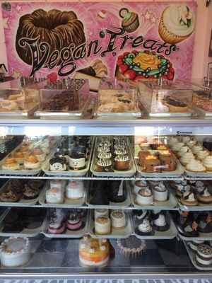 bakery case right before thanksgiving at Vegan Treats Bakery in Bethlehem