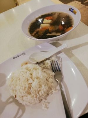seaweed soup with rice at Food Republic - Food Stall in Kuala Lumpur