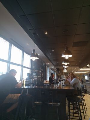 Bar from seating area at IAD - &pizza - CC in Dulles