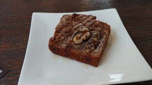 walnut cake at Shojin Cafe Foi - Nishikuginukicho in Wakayama