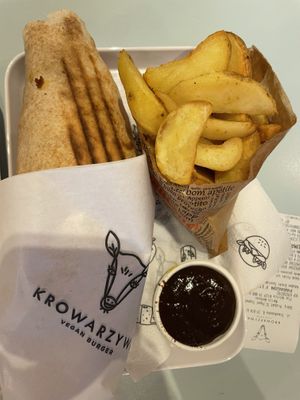 Polish kebab and potatoes   at Krowarzywa in Krakow