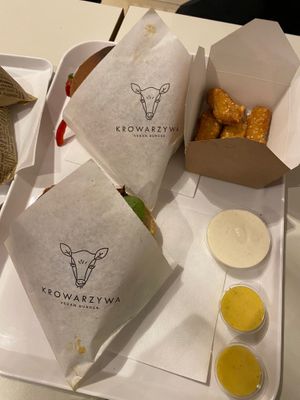 Order at Krowarzywa in Krakow