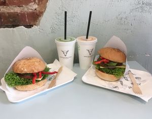 burgers and smoothies at Krowarzywa in Krakow