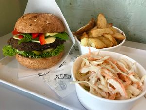 Seitanex Set - heaven in a bun  at Krowarzywa in Krakow