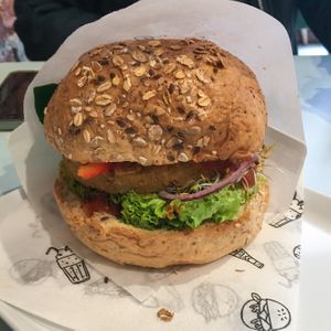 Millet Patty burger at Krowarzywa in Krakow