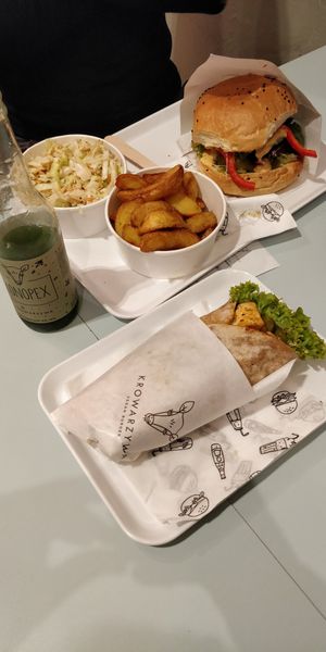 Burger & tofu wrap at Krowarzywa in Krakow