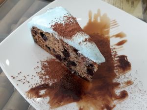 Almond blueberry cake at Lek Shop Organic in Koh Phangan