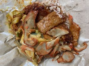 Huge portion at $3.80 with organic mixed grain rice   at Dong Shun Vegetarian 東顺素食 in West Singapore