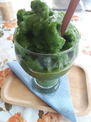 Green smoothie at Fruit Plus in Chiang Mai