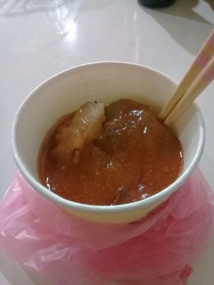 Taiwanese vegetarian meet balls at Xiū Yuán SùShí 修圓素食 Sho Yuan Su Shih in Taipei