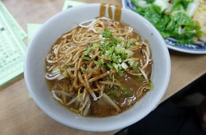 Sesame noodles at Xiū Yuán SùShí 修圓素食 Sho Yuan Su Shih in Taipei