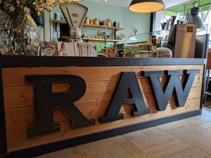 Het gezellige juice keukentje at Zest for Life in Amsterdam