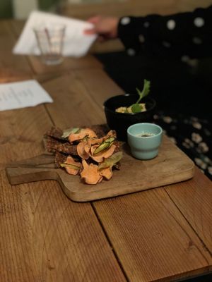 Hummus with Crips and Crackers at Zest for Life in Amsterdam