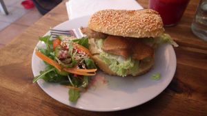 Mock duck and salad seeded bun at White Crow in Berlin