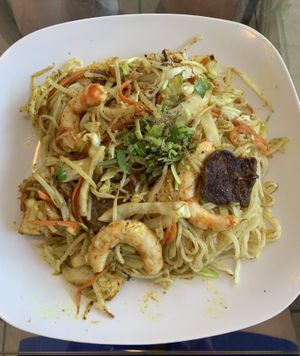 Singapore Curry Noodles at Loving Vegan Market & Cuisine in Winter Park
