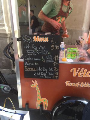 Menu at Velo Vege Food Bike in Toulouse