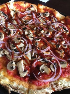 BBQ Tempeh Pizza with No Cheese at Blue Highway Pizza in Ocala