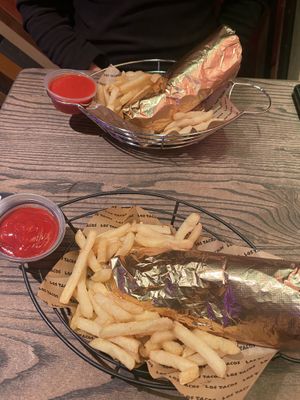 Vegan burrito with vegan cheese, mild salsa, mixed beans and salad   at Los Tacos in Bergen