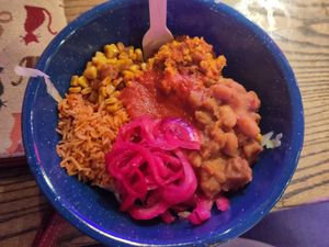 Bowl at Los Tacos in Bergen