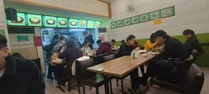 Molto apprezzato dalla gente del luogo at Quán Zhēn SùShí 全真素食 in Taipei