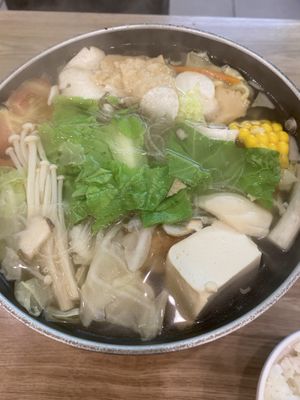 Hot pot!  at Quán Zhēn SùShí 全真素食 in Taipei