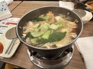 Stinky tofu + mushrooms hotpot (not pictured: side of rice)  at Quán Zhēn SùShí 全真素食 in Taipei