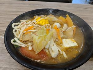 Spicy noodles at Quán Zhēn SùShí 全真素食 in Taipei