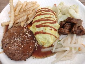 蛋包飯 at Quán Zhēn SùShí 全真素食 in Taipei