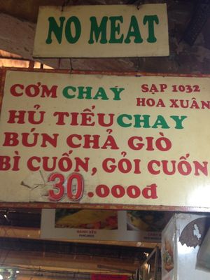 Ben Thanh Market at Hoa-Xuan Food Stall at Ben Thanh Market in Ho Chi Minh City