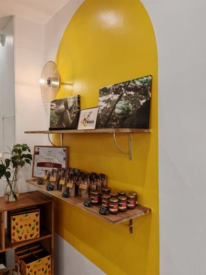 Choices at Ara Chocolat in Paris