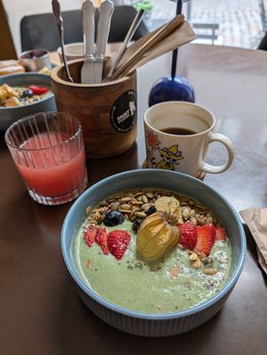  at Kohvik Must Puudel in Tallinn