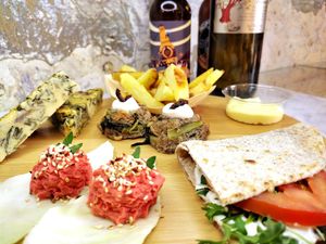 Aperitivo vegan #Veganuary at Basilico Food - Via Massarenti in Bologna