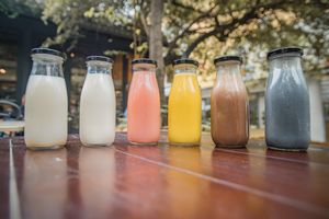 Vegan Seeds/ Nuts milk in Truc Khe HomeFood Restaurant. So fresh, so creamy, so organic and healthy products.
Perfect drinks for anyone at Homefood - Truc Khe in Hanoi