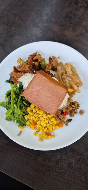 Vegan meat bento at Fou Shi Yuan in Tainan