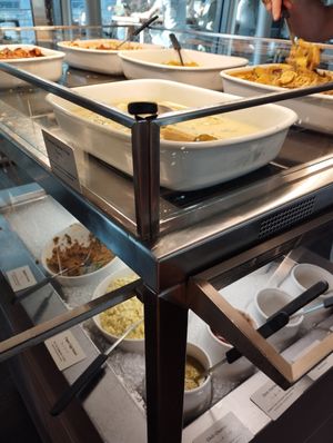 Buffet at Hiltl - Dachterrasse in Zurich