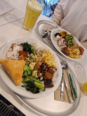 Plates at Hiltl - Dachterrasse in Zurich