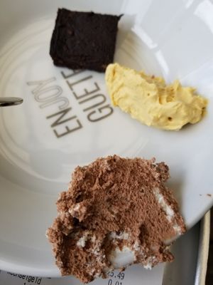 GF vegan desserts - mango mousse, chocolate mousse, dark chocolate brownie at Hiltl - Dachterrasse in Zurich