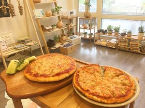 vegan pizza at Xuong Vegan - Atelier Vegan in Hanoi