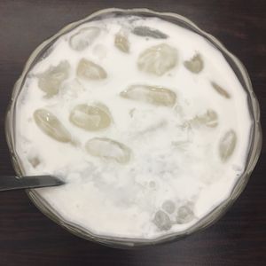 atap seed soup (replace cow's milk with coconut milk)  at Hé Shùn Xiāng 和順鄉雲南特色素食 in Taipei